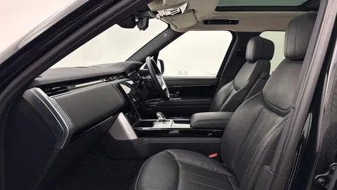 3 of 19 for LAND ROVER RANGE ROVER 3.0 D300 HSE 4dr Auto