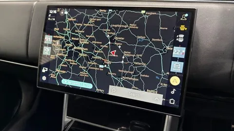 11 of 19 for LAND ROVER RANGE ROVER 3.0 D300 HSE 4dr Auto