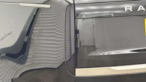 18 of 19 for LAND ROVER RANGE ROVER 3.0 D300 HSE 4dr Auto