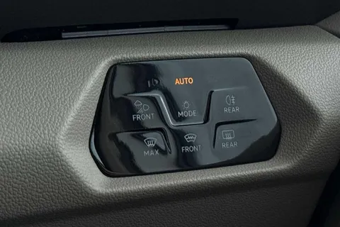 DH75FNN Volkswagen California Ocean T7 SWB 150 PS DSG - 19' Wheels /Del Mileage Thumbnail #51