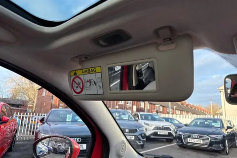 PO68LOH FIAT 500 1.2 Lounge 3dr Thumbnail #38