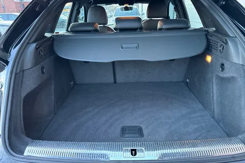 KX18KYA Audi Q3 1.4T FSI S Line Edition 5dr Thumbnail #6