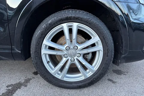 KX18KYA Audi Q3 1.4T FSI S Line Edition 5dr Thumbnail #10