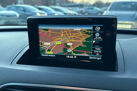 KX18KYA Audi Q3 1.4T FSI S Line Edition 5dr Thumbnail #16