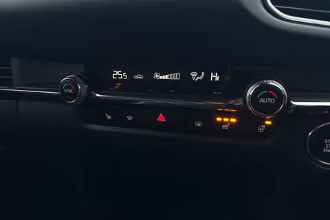 DS71FMF Mazda Cx-30 2.0 e-SKYACTIV G MHEV GT Sport Euro 6 (s/s) 5dr Thumbnail #20