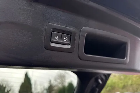 DS71FMF Mazda Cx-30 2.0 e-SKYACTIV G MHEV GT Sport Euro 6 (s/s) 5dr Thumbnail #26