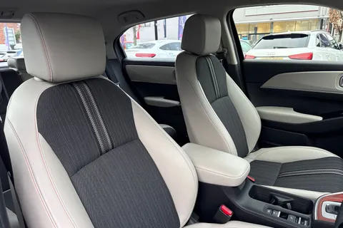 RF74YTN Honda HR-V 1.5 eHEV Advance Style 5dr CVT Thumbnail #25