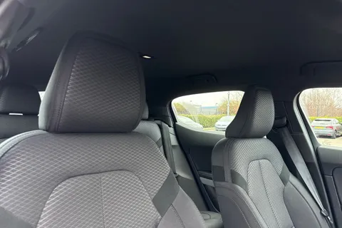 OE72UNH Polestar Polestar 2 Single Motor 69kWh Standard Range Fastback Auto FWD 5dr Thumbnail #24