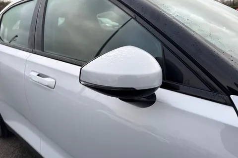 OE72UNH Polestar Polestar 2 Single Motor 69kWh Standard Range Fastback Auto FWD 5dr Thumbnail #35