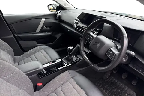 SL23EKU Citroën C4 1.2 PureTech Sense Euro 6 (s/s) 5dr Thumbnail #9