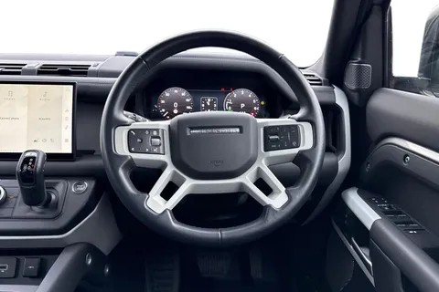 KM74EAK Land Rover Defender 110 2.0 P400e X-Dynamic HSE 5dr Thumbnail #17