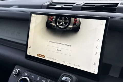 KM74EAK Land Rover Defender 110 2.0 P400e X-Dynamic HSE 5dr Thumbnail #40