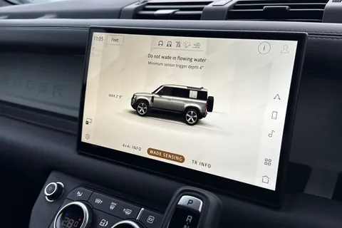 KM74EAK Land Rover Defender 110 2.0 P400e X-Dynamic HSE 5dr Thumbnail #42