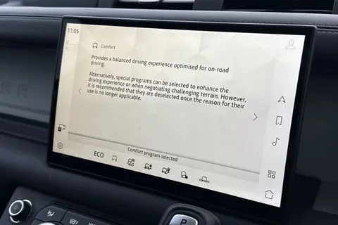 KM74EAK Land Rover Defender 110 2.0 P400e X-Dynamic HSE 5dr Thumbnail #43