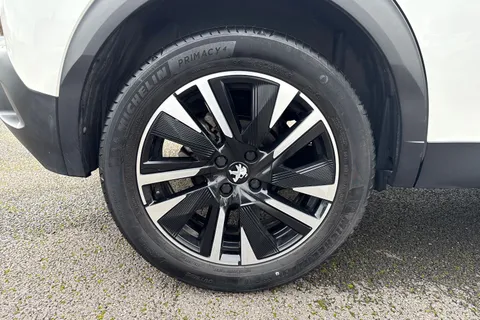 BL70LLK PEUGEOT 2008 1.2 PureTech GT Line EAT Euro 6 (s/s) 5dr Thumbnail #12