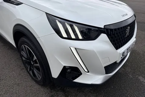 BL70LLK PEUGEOT 2008 1.2 PureTech GT Line EAT Euro 6 (s/s) 5dr Thumbnail #26