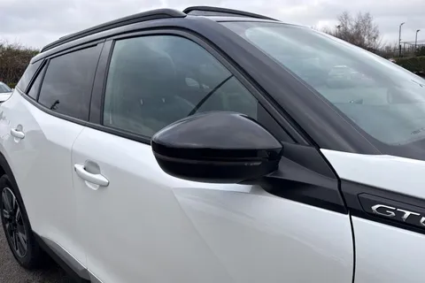 BL70LLK PEUGEOT 2008 1.2 PureTech GT Line EAT Euro 6 (s/s) 5dr Thumbnail #37