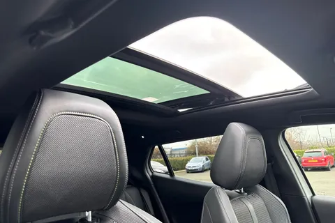 BL70LLK PEUGEOT 2008 1.2 PureTech GT Line EAT Euro 6 (s/s) 5dr Thumbnail #38