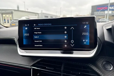 BL70LLK PEUGEOT 2008 1.2 PureTech GT Line EAT Euro 6 (s/s) 5dr Thumbnail #49