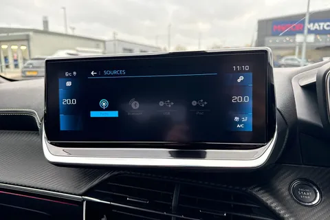 BL70LLK PEUGEOT 2008 1.2 PureTech GT Line EAT Euro 6 (s/s) 5dr Thumbnail #50