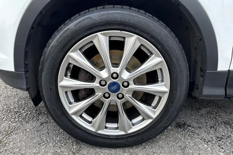 WP69ETU Ford Kuga 2.0 TDCi EcoBlue Titanium Edition Euro 6 (s/s) 5dr Thumbnail #12