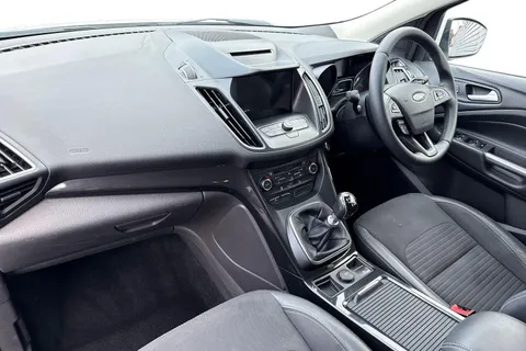 WP69ETU Ford Kuga 2.0 TDCi EcoBlue Titanium Edition Euro 6 (s/s) 5dr Thumbnail #16