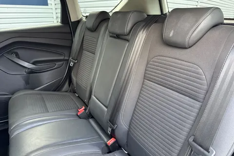 WP69ETU Ford Kuga 2.0 TDCi EcoBlue Titanium Edition Euro 6 (s/s) 5dr Thumbnail #20