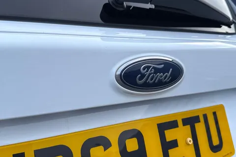WP69ETU Ford Kuga 2.0 TDCi EcoBlue Titanium Edition Euro 6 (s/s) 5dr Thumbnail #32