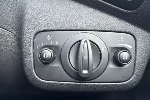 WP69ETU Ford Kuga 2.0 TDCi EcoBlue Titanium Edition Euro 6 (s/s) 5dr Thumbnail #35