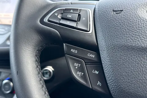 WP69ETU Ford Kuga 2.0 TDCi EcoBlue Titanium Edition Euro 6 (s/s) 5dr Thumbnail #38