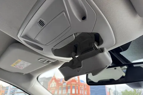 WP69ETU Ford Kuga 2.0 TDCi EcoBlue Titanium Edition Euro 6 (s/s) 5dr Thumbnail #49