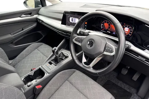 WP71RHX Volkswagen Golf 2.0 TDI Life Euro 6 (s/s) 5dr Thumbnail #9