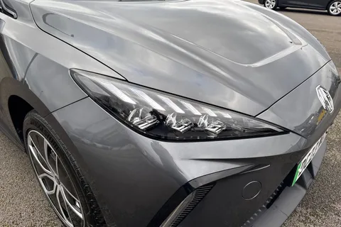 DC23WGY MG Mg4 64kWh Trophy Long Range Auto 5dr Thumbnail #9