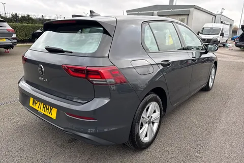 WP71RHX Volkswagen Golf 2.0 TDI Life Euro 6 (s/s) 5dr Thumbnail #34