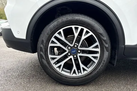 MM70SKK Ford Kuga 1.5T EcoBoost Titanium First Edition Euro 6 (s/s) 5dr Thumbnail #8