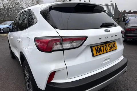MM70SKK Ford Kuga 1.5T EcoBoost Titanium First Edition Euro 6 (s/s) 5dr Thumbnail #17