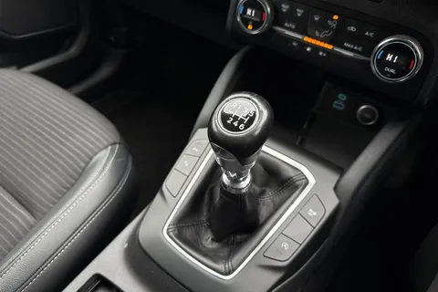 MM70SKK Ford Kuga 1.5T EcoBoost Titanium First Edition Euro 6 (s/s) 5dr Thumbnail #21