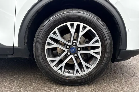 MM70SKK Ford Kuga 1.5T EcoBoost Titanium First Edition Euro 6 (s/s) 5dr Thumbnail #25