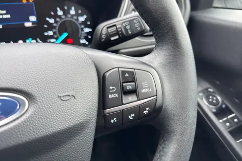 MM70SKK Ford Kuga 1.5T EcoBoost Titanium First Edition Euro 6 (s/s) 5dr Thumbnail #36