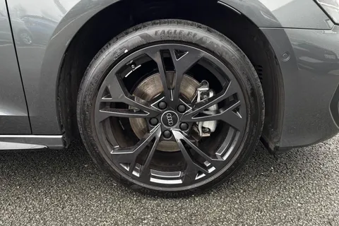 LR75CYH Audi A3 Black Edition 40 TFSI e  204 PS S tronic Thumbnail #10