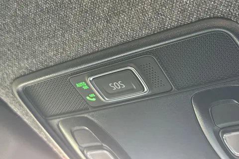 BD75XPW Renault Captur 1.8 E-Tech Full Hybrid 160 Evolution 5dr Auto Thumbnail #48