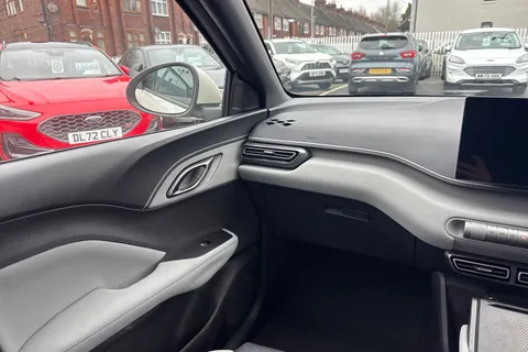 DL75ZFY BYD Dolphin Surf 65kW Active 30kWh 5dr Auto Thumbnail #14