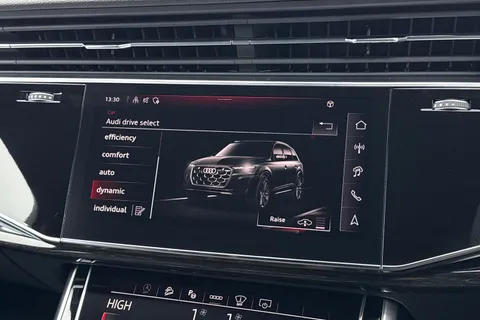  Audi SQ7 4.0 TFSI V8 Black Edition Tiptronic quattro Euro 6 (s/s) 5dr Thumbnail #30