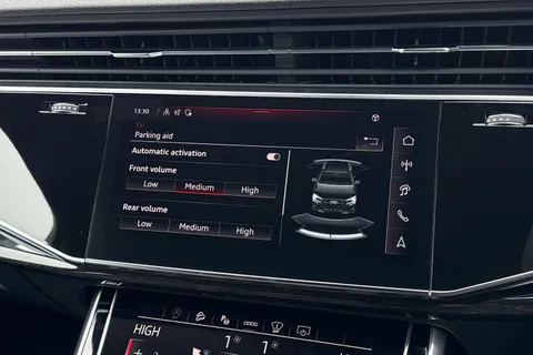  Audi SQ7 4.0 TFSI V8 Black Edition Tiptronic quattro Euro 6 (s/s) 5dr Thumbnail #31