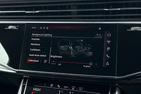  Audi SQ7 4.0 TFSI V8 Black Edition Tiptronic quattro Euro 6 (s/s) 5dr Thumbnail #34