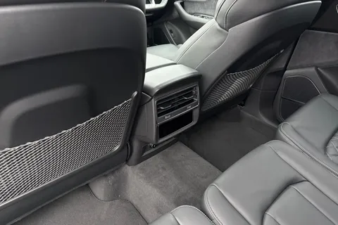  Audi SQ7 4.0 TFSI V8 Black Edition Tiptronic quattro Euro 6 (s/s) 5dr Thumbnail #46