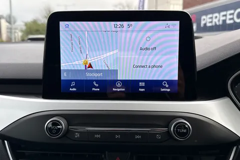 WG71SUY Ford Focus 1.0T EcoBoost Zetec Auto Euro 6 (s/s) 5dr Thumbnail #18