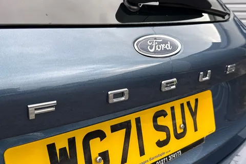 WG71SUY Ford Focus 1.0T EcoBoost Zetec Auto Euro 6 (s/s) 5dr Thumbnail #31