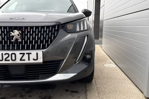 WU20ZTJ PEUGEOT 2008 1.2 PureTech GT EAT Euro 6 (s/s) 5dr Thumbnail #28