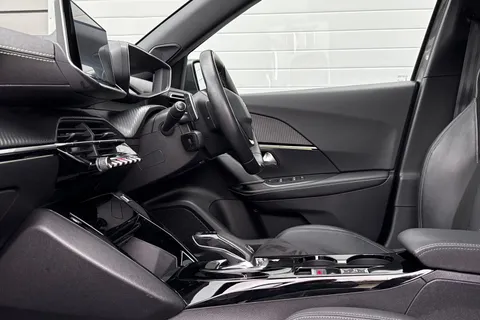 WU20ZTJ PEUGEOT 2008 1.2 PureTech GT EAT Euro 6 (s/s) 5dr Thumbnail #35